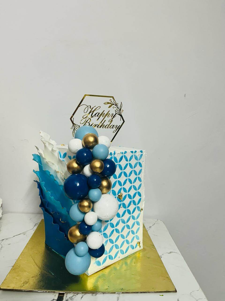 Custom Birthday Cakes Dwarka Delhi